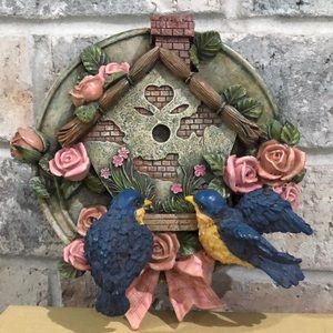 Hanging wall plaque with blue birds